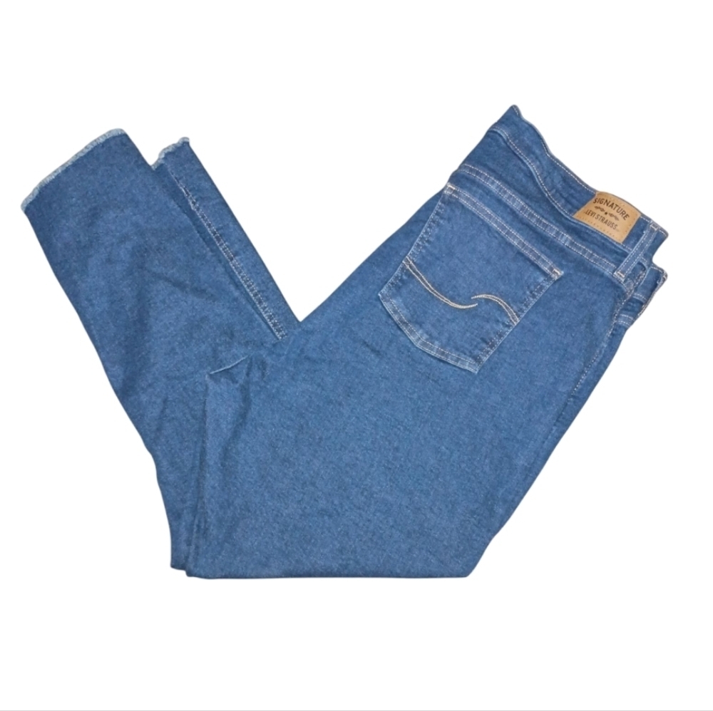 Signature By Levi Strauss High Rise Skinny Jeans Size 22
